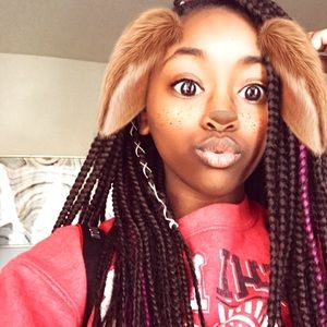 Meet your Posher, Makayla